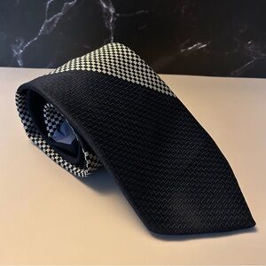 Damon Navy and Silver Geometric 57.5” Tie